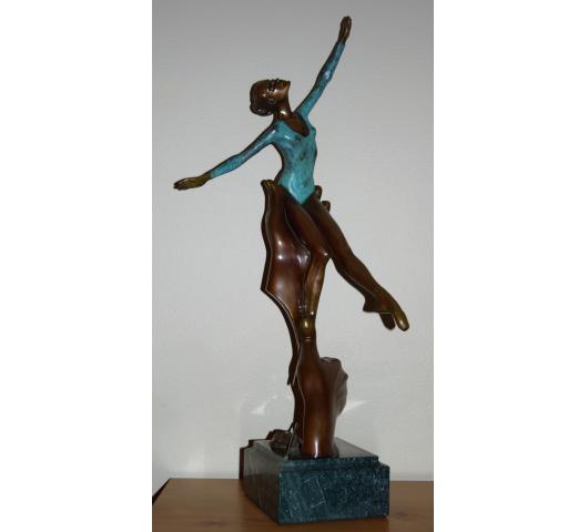 Mario Jason bronze dancer