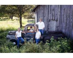 The Hen's Nest Consignment Shop